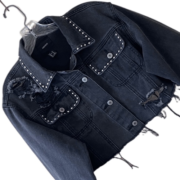 Cropped Black Jean Jacket Denim Distressed Ripped Silver Studded Streetwear Crop - Picture 4 of 16